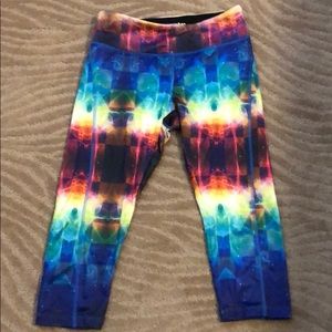 Workout capris multicolor size small